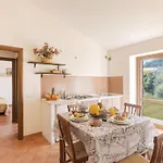 In Mit Garten By Interhome Апартаменты Apecchio