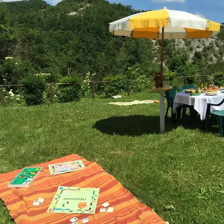 In Mit Garten By Interhome Apecchio