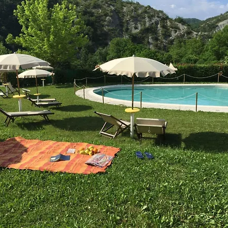 In Mit Garten By Interhome * Apecchio