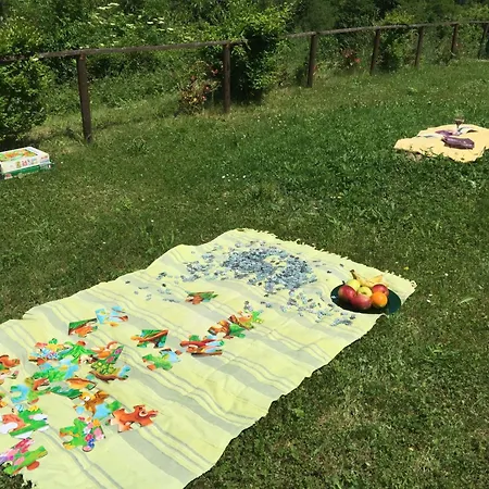 In Mit Garten By Interhome Διαμέρισμα Apecchio
